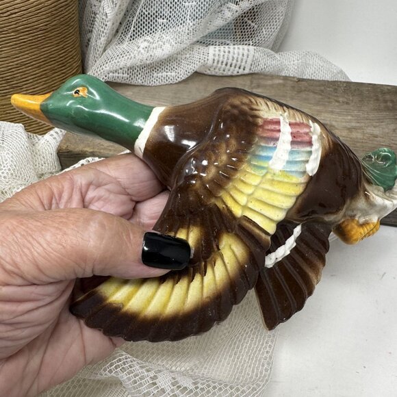 Vintage Japan Ceramic Flying Mallard Duck Wall Pocket Planter - Picture 6 of 7